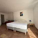 Provencale De Charme Avec Piscine Et Vue ヴィラ サント・マキシム