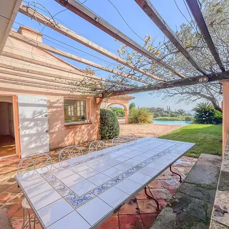 Provencale De Charme Avec Piscine Et Vue * Sainte-Maxime