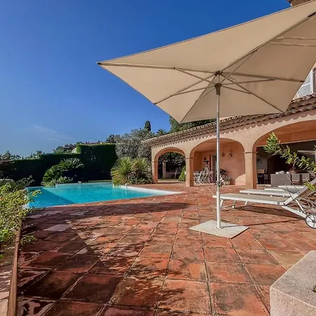 Villa Provencale De Charme Avec Piscine Et Vue *