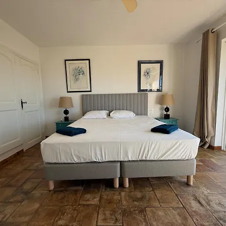 Provencale De Charme Avec Piscine Et Vue فيلة سانت ماكسيم